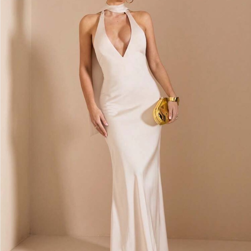 Elegant Cream Halter Neck Dress
